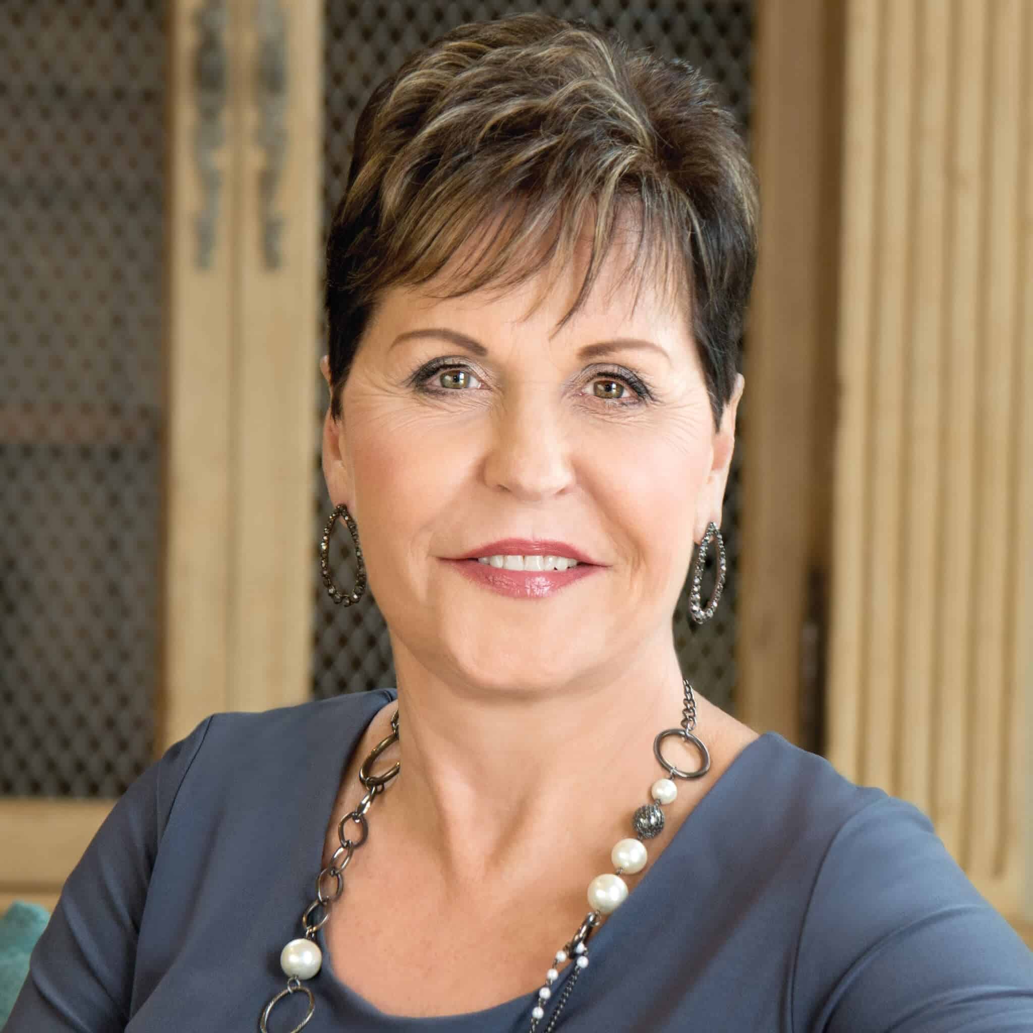 Leading Evangelicals Embrace Joyce Meyer at 40th Anniversary Event