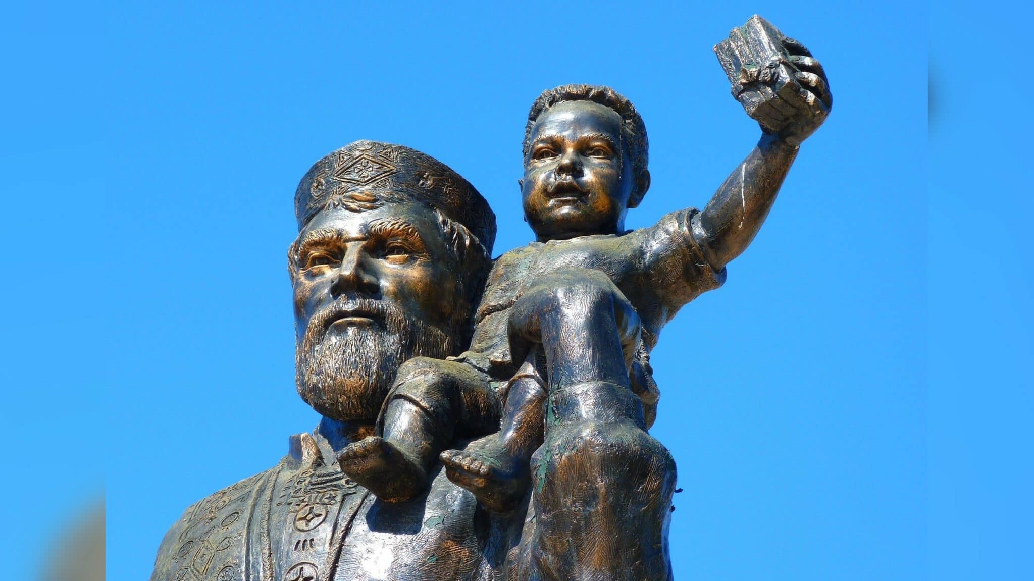 https://julieroys.com/wp-content/uploads/2022/12/Saint-Nicholas-statue-Turkey.jpg