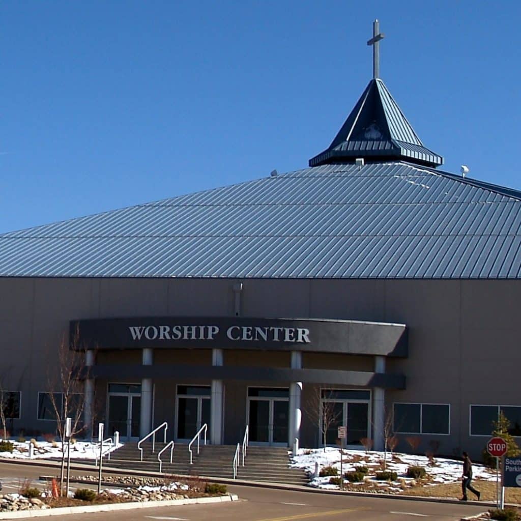 Colorado Megachurch Fires Former Vertical Worship Leader Over Infidelity
