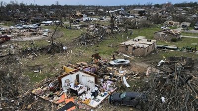 mississippi tornado volunteers