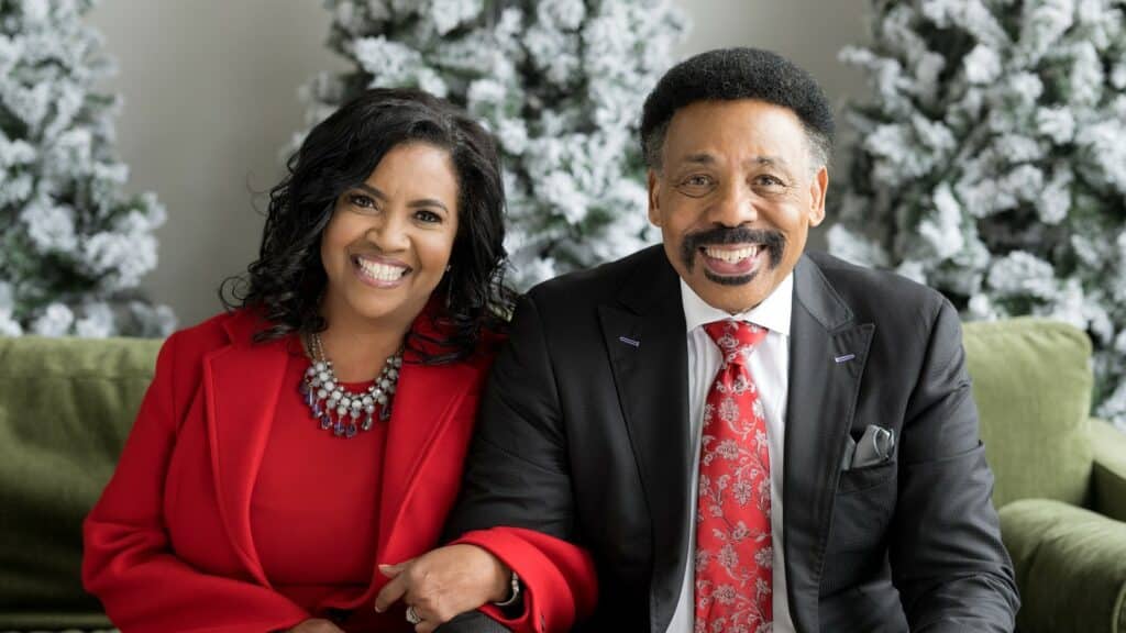 Tony Evans Married in Private Ceremony Surrounded By Friends & Family