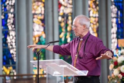 Archbishop of Cantebury resigns