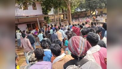 india mob attack church