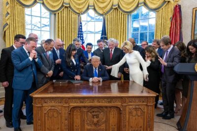 white evangelicals trump paula white cain franklin graham