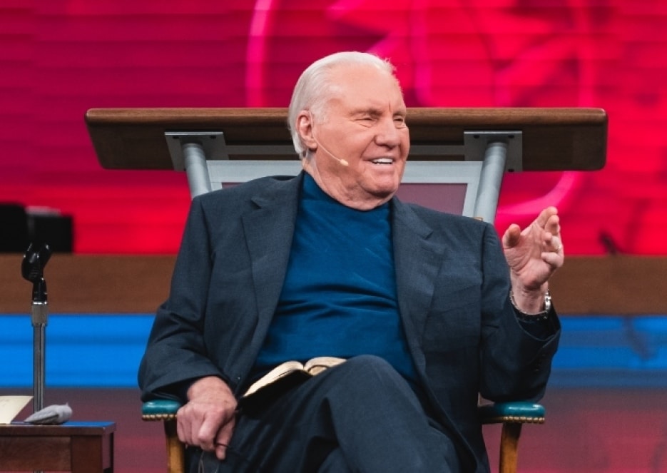 Televangelist Jimmy Swaggart Clings to Life After Cardiac Arrest