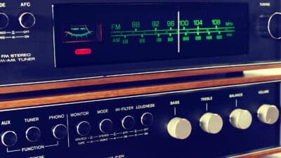 broadcasters radio AM FM
