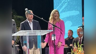 debbie potter woman texas